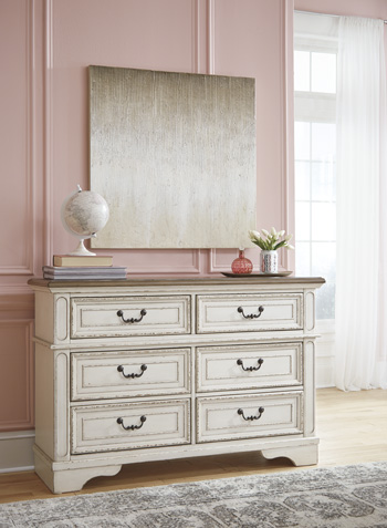 Dresser